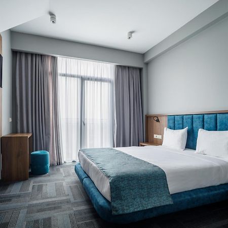 Address Inn 第比利斯 外观 照片
