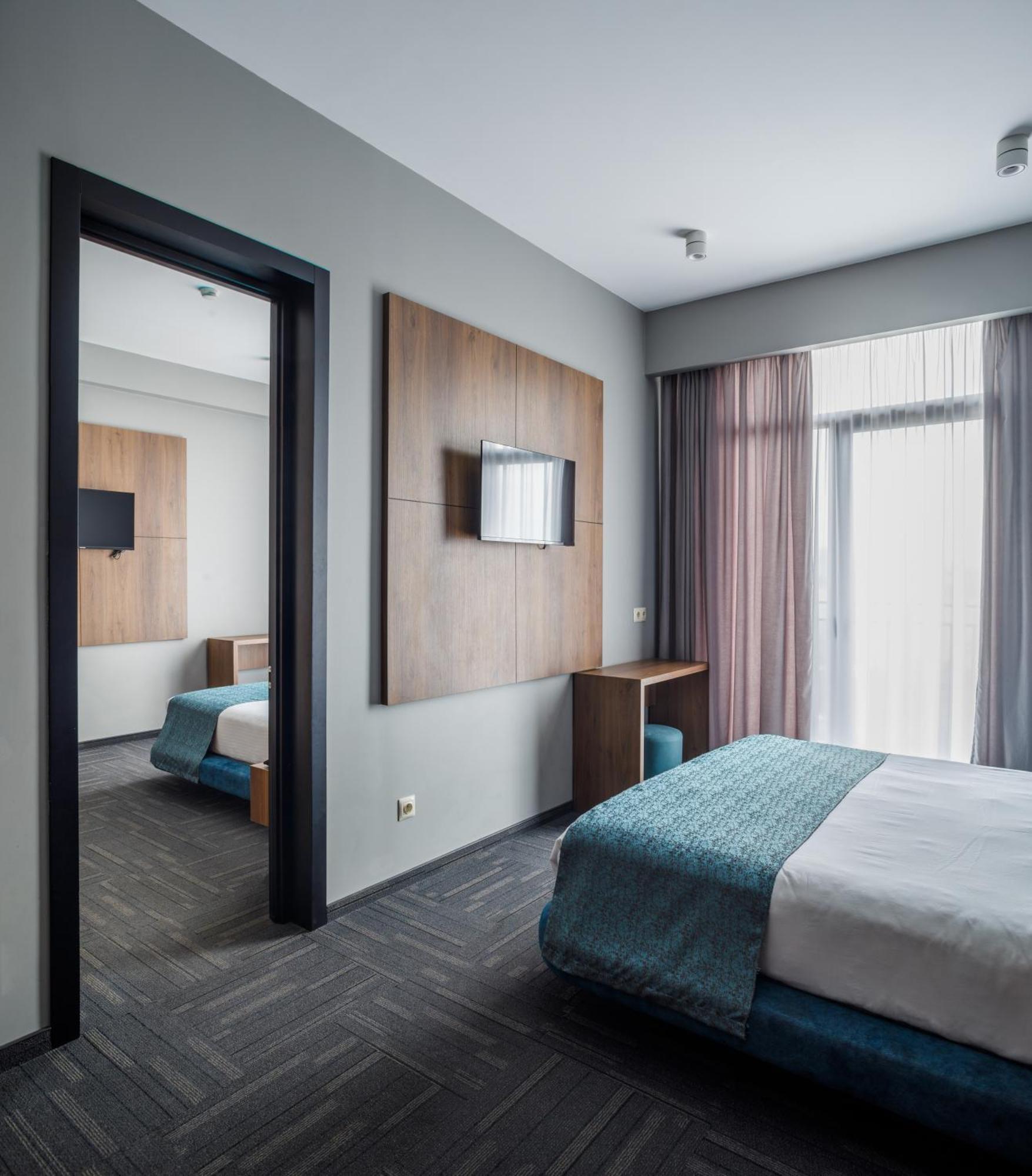 Address Inn 第比利斯 外观 照片